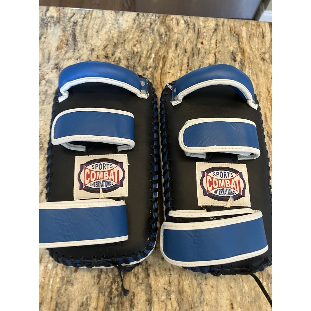 Pair of Combat Sports International MMA Kickboxing Training Kick Pads Boxing
